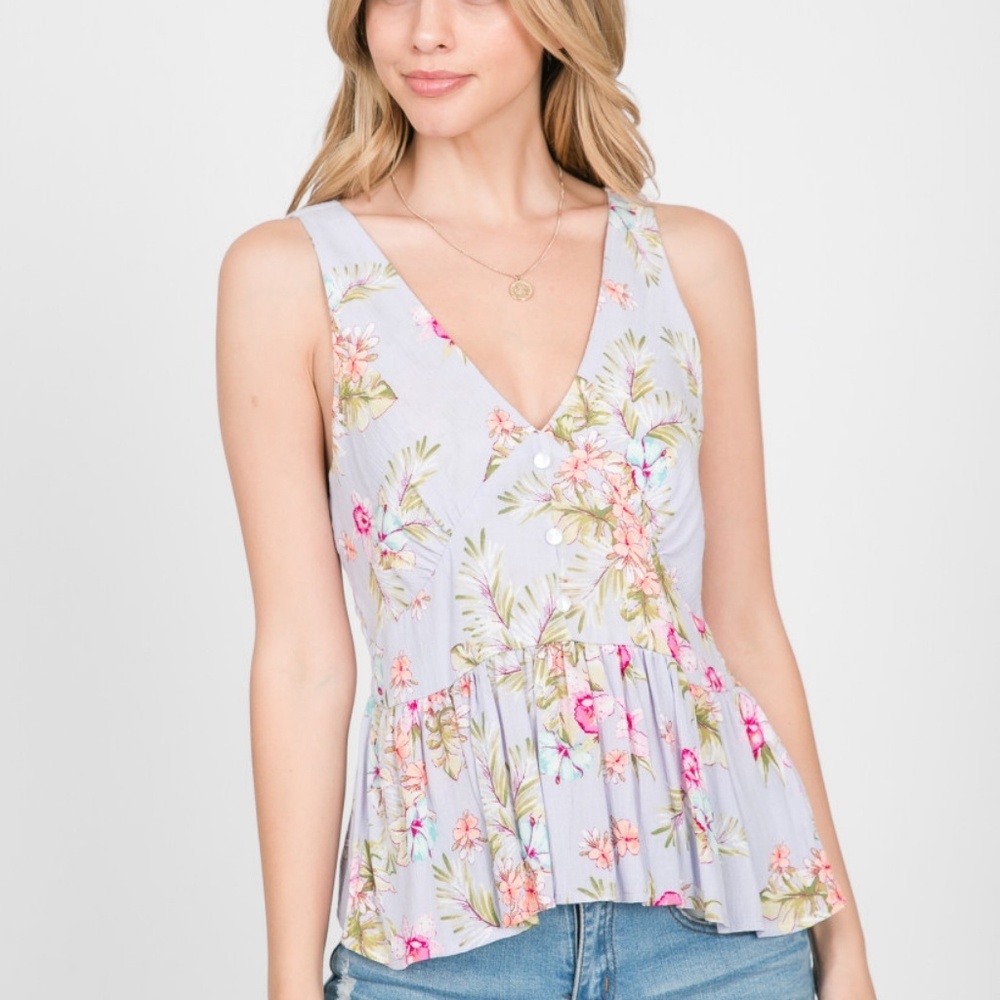 🌟Floral Lavender top.